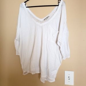 Express Vneck front and back 3/4 sleeve tshirt